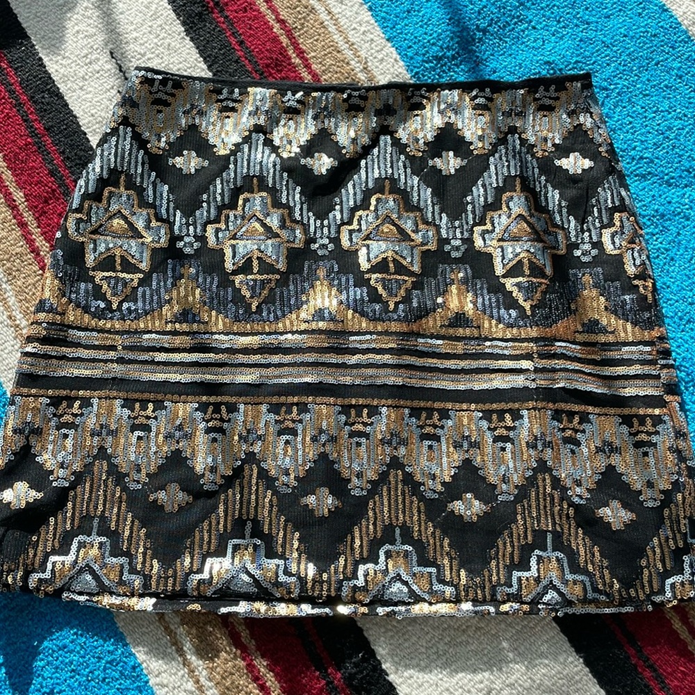 Forever 21 Aztec Sequin Skirt✨